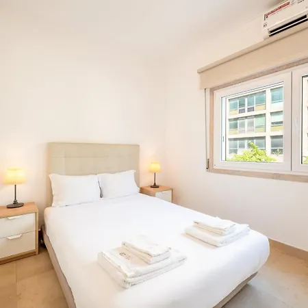 Guestrady - Almirante Reis * Lissabon