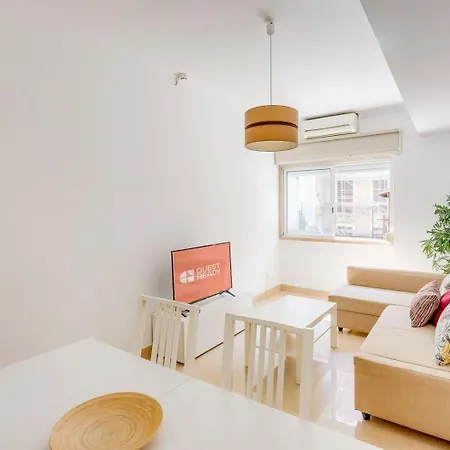 Guestrady - Almirante Reis Лиссабон