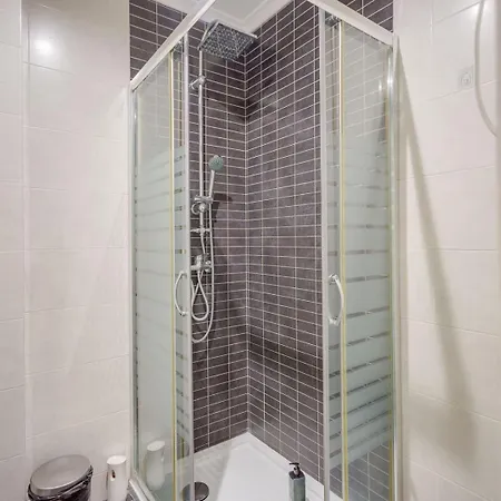 Guestrady - Almirante Reis