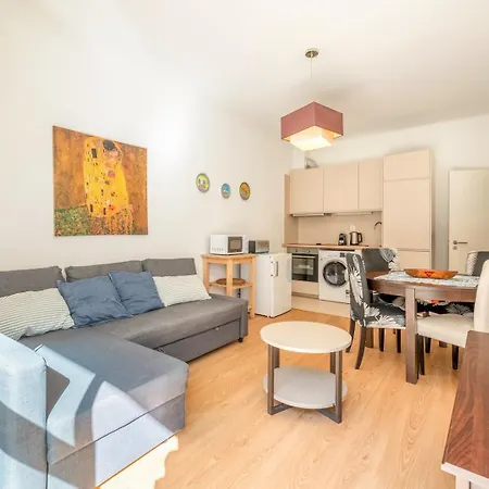 Guestrady - Almirante Reis ליסבון